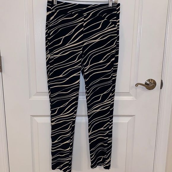 Chico’s Travelers Zebra Print Pants Size 0 - Picture 1 of 5